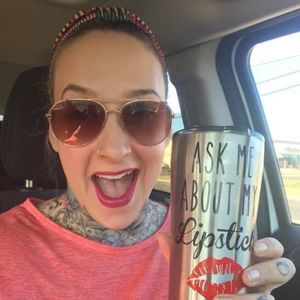 Meet your Posher, Stacy